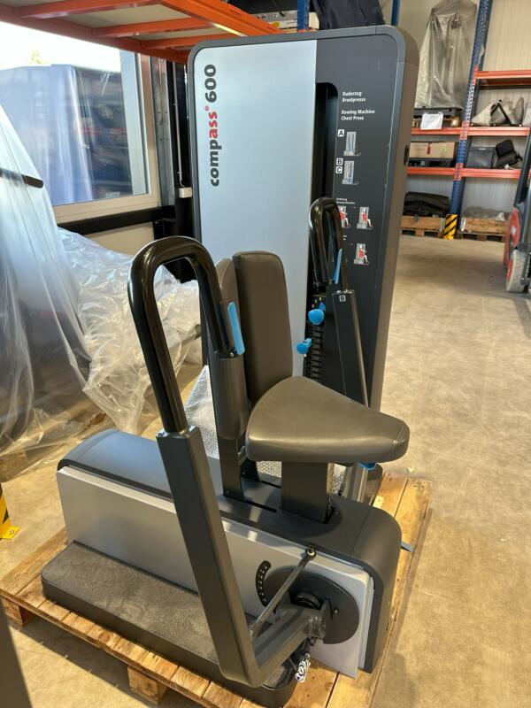 Compass 600<br>Brustpresse/Ruderzug
